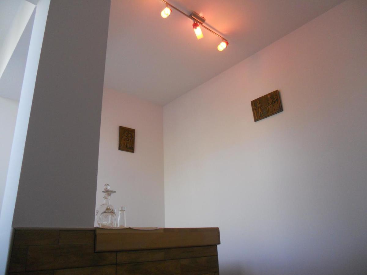 Apartmani Bonaca U Centru Niksica ภายนอก รูปภาพ